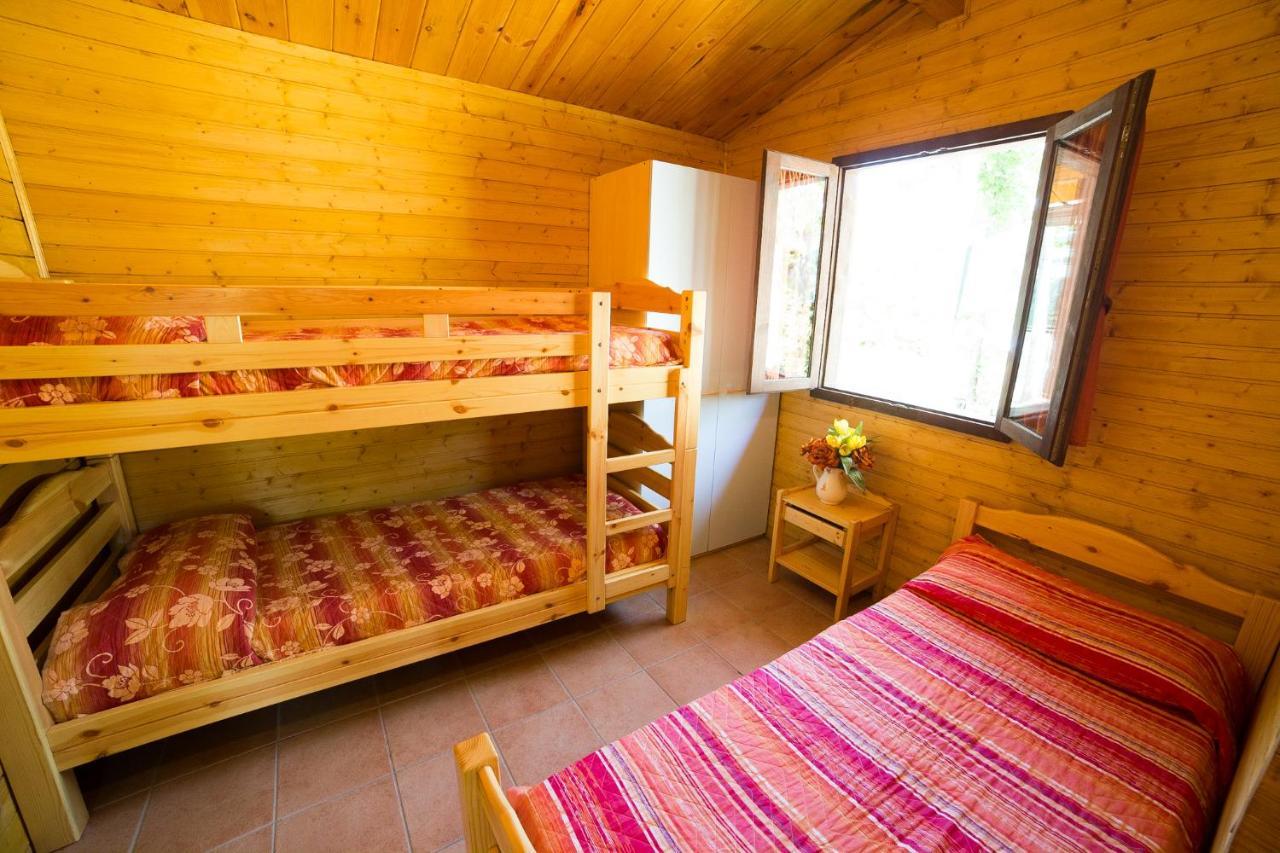 Camping Dei Tigli Торре-дель-Лаго-Пуччини Экстерьер фото